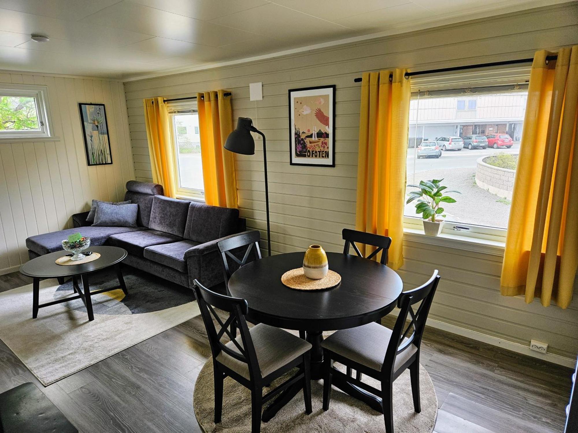 Leilighet I Svolvaer Sentrum Extérieur photo